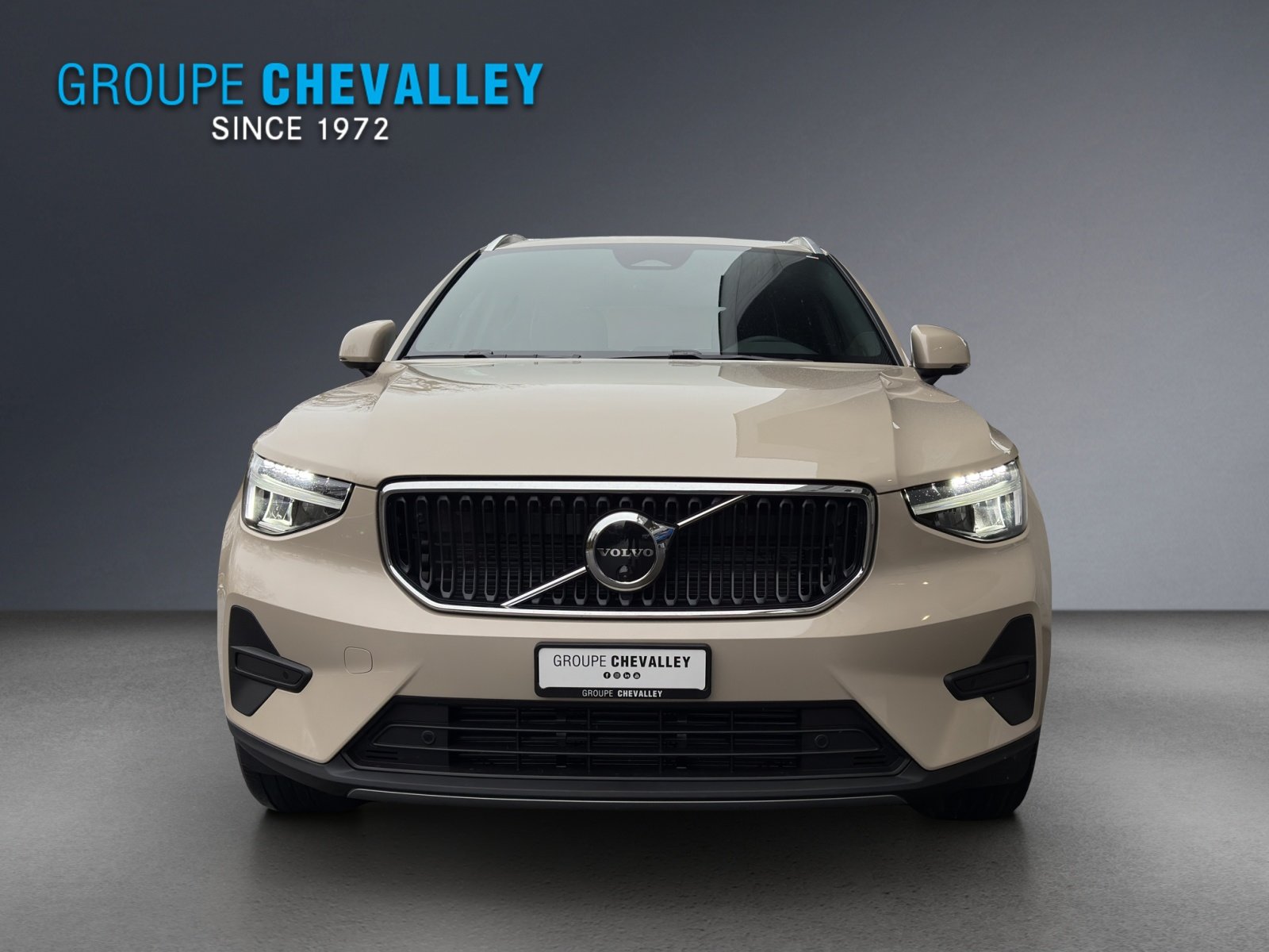 VOLVO XC40 B3 Benzin Mild Hybrid Xcite DCT, Hybride Leggero Benzina/Elettrica, Auto nuove, Automatico - 2
