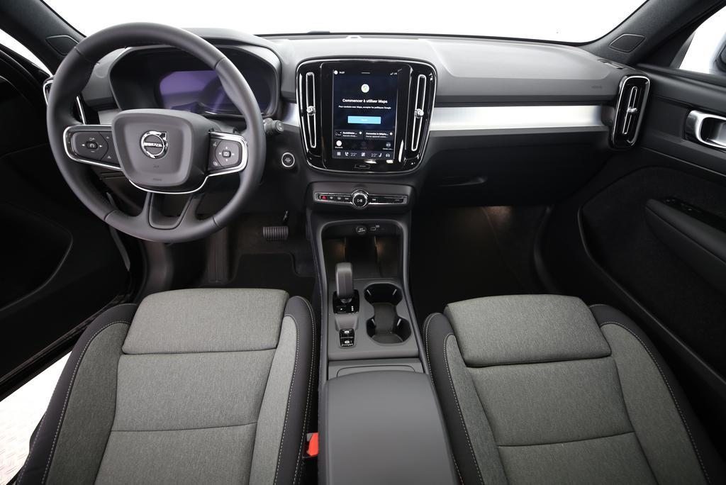 VOLVO XC40 2.0 B3 MH XCITE, Hybride Léger Essence/Électricité, Voiture nouvelle, Automatique - 4