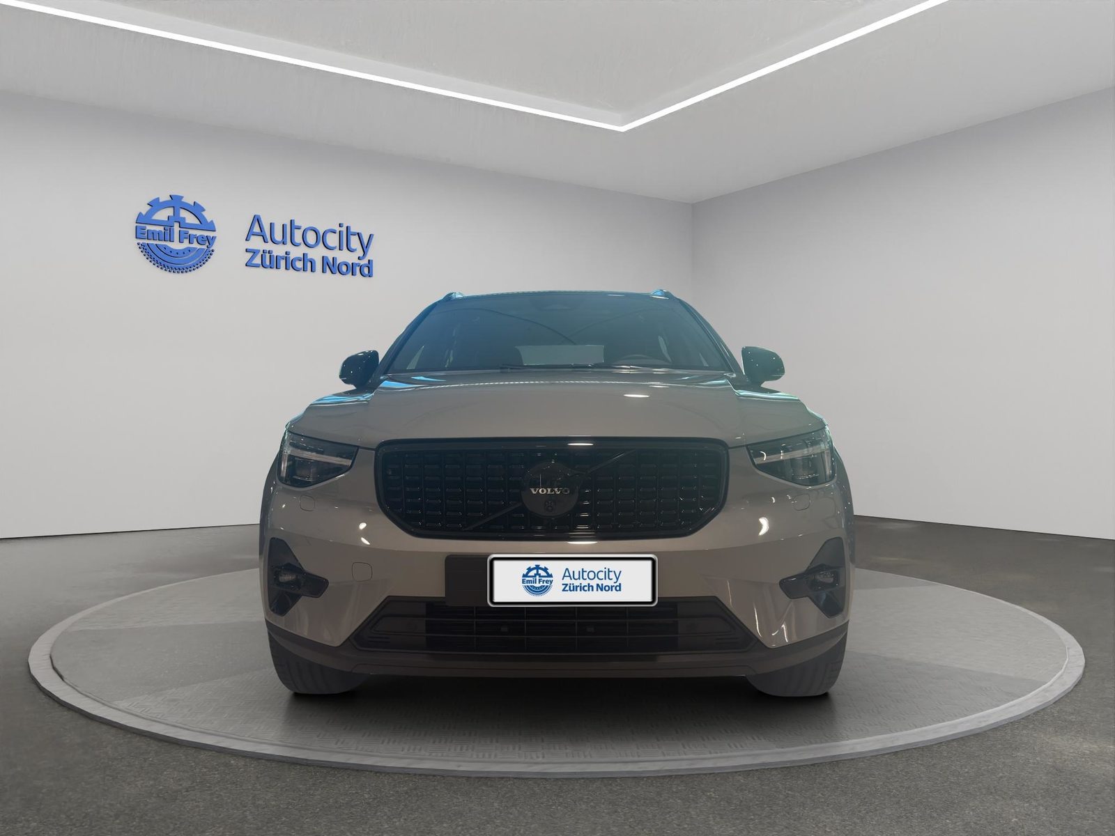 VOLVO XC40 2.0 B4 MH Ultra Black Edition, Hybride Léger Essence/Électricité, Voiture nouvelle, Automatique - 2