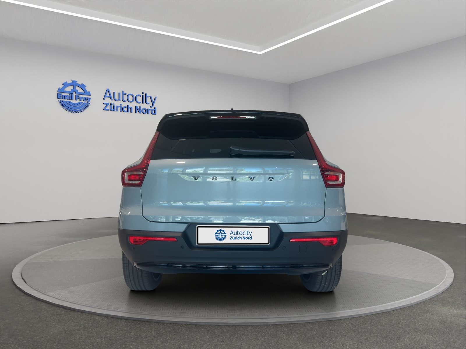 VOLVO XC40 2.0 B4 MH Ultra Black Edition, Hybride Léger Essence/Électricité, Voiture nouvelle, Automatique - 4