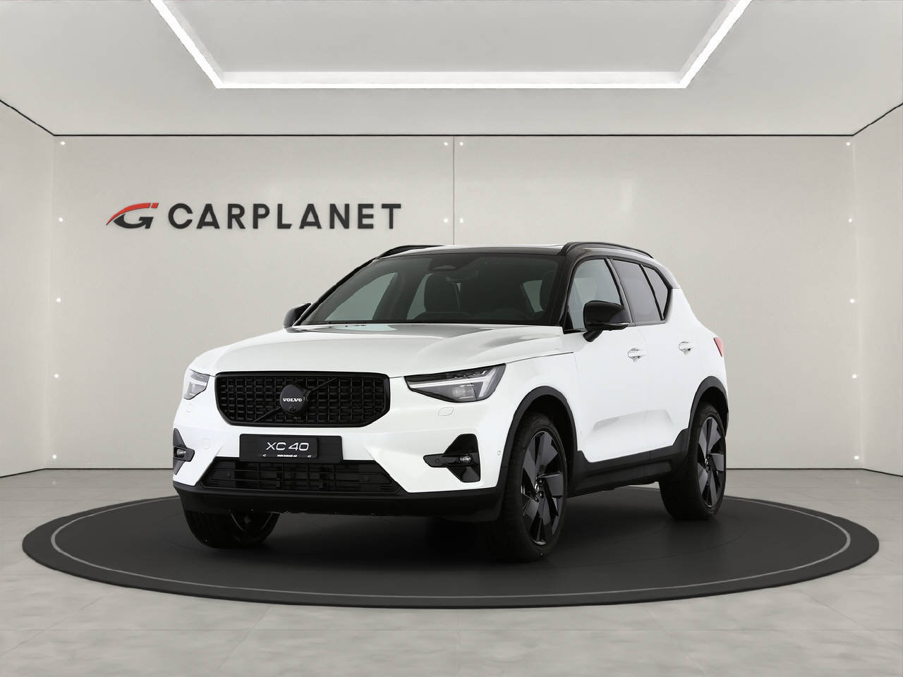 VOLVO XC40 2.0 B4 MH Black Edition