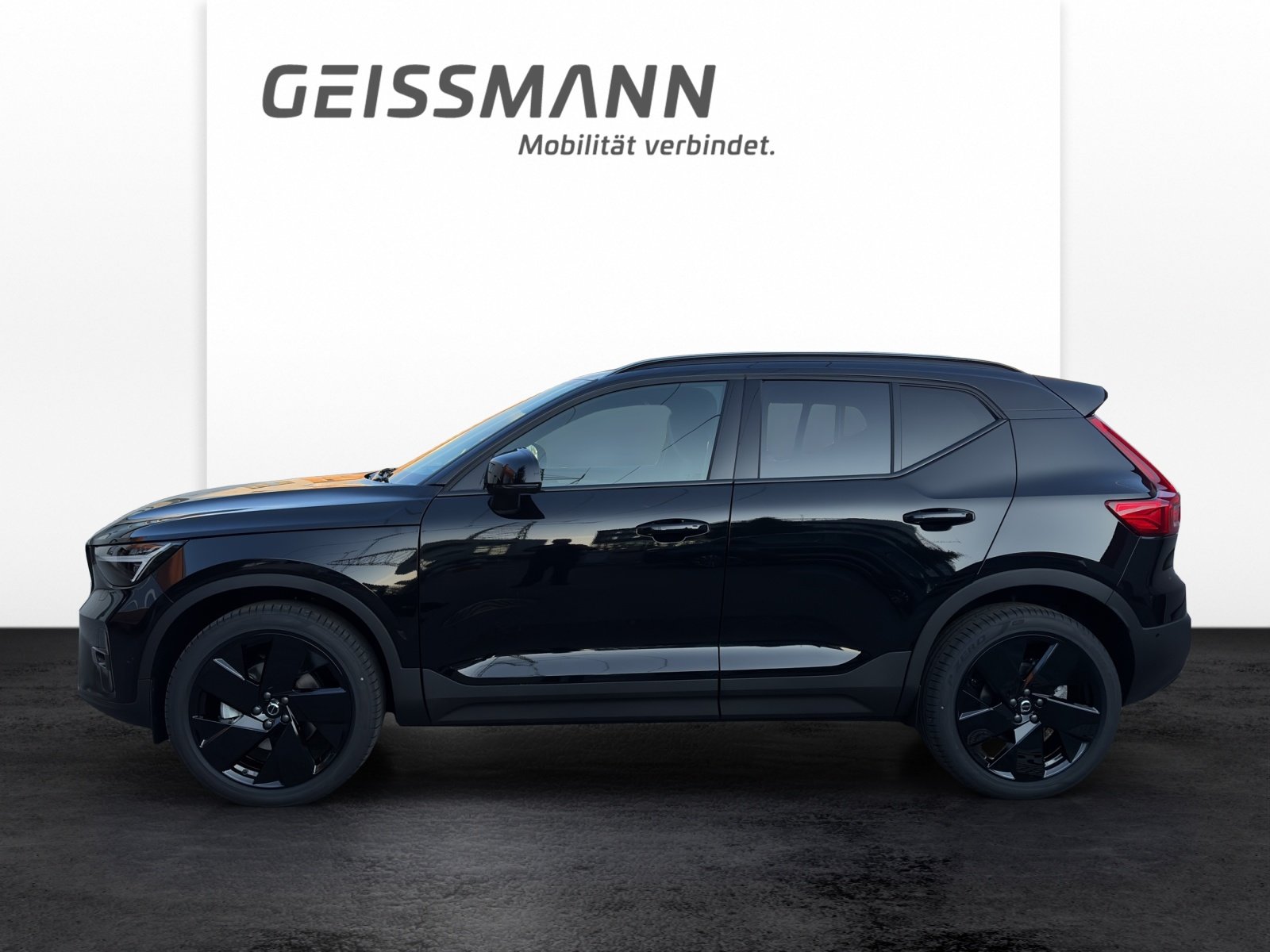 VOLVO XC40 2.0 B4 MH Black Edition, Hybride Léger Essence/Électricité, Voiture nouvelle, Automatique - 3