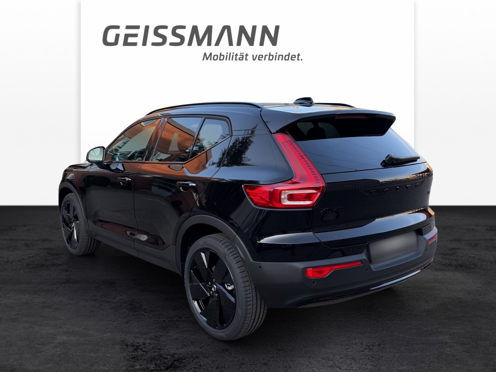 VOLVO XC40 2.0 B4 MH Black Edition, Hybride Léger Essence/Électricité, Voiture nouvelle, Automatique - 5