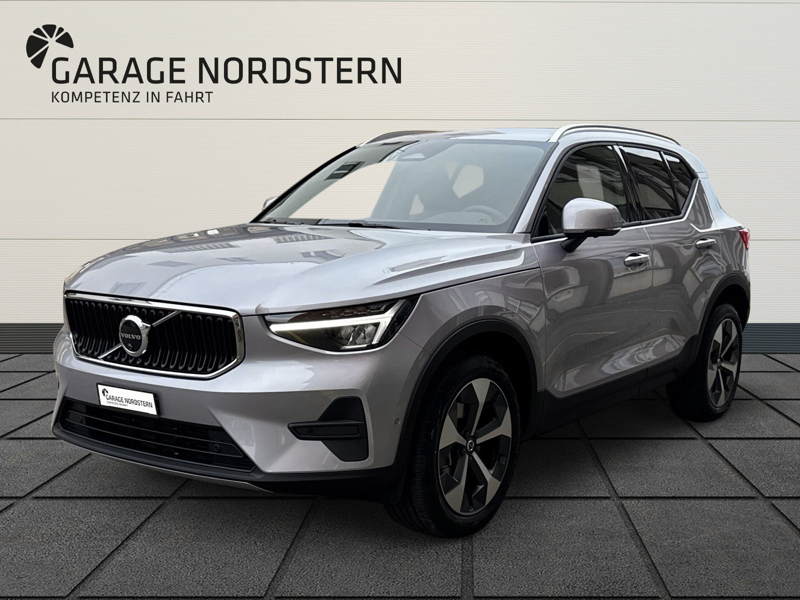 VOLVO XC40 2.0 B3 MH XCITE