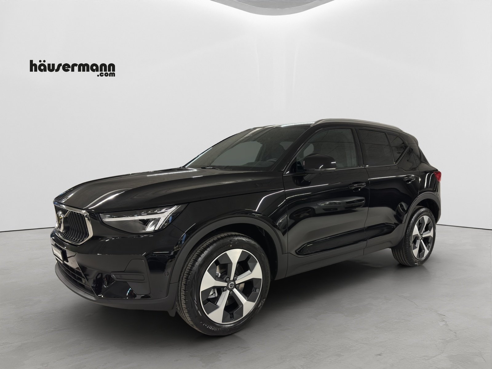 VOLVO XC40 2.0 B3 MH Core XCITE