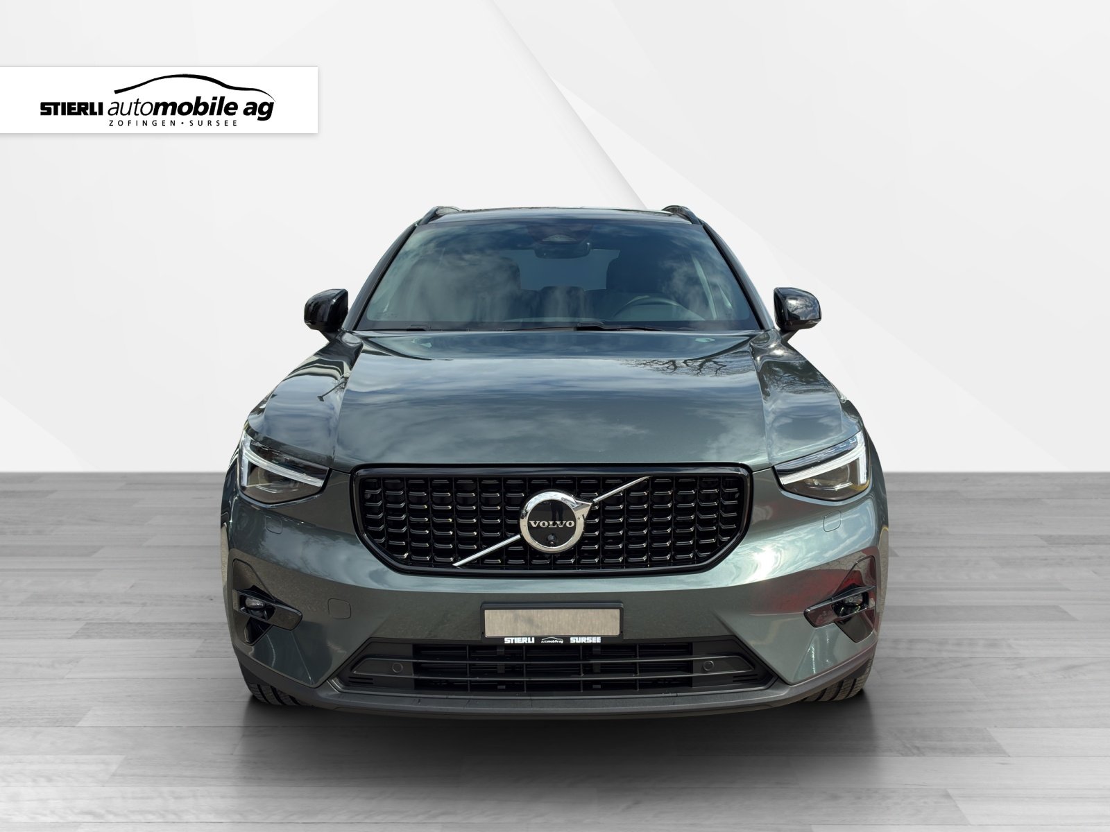 VOLVO XC40 2.0 B3 MH Plus Dark, Hybride Léger Essence/Électricité, Voiture nouvelle, Automatique - 2