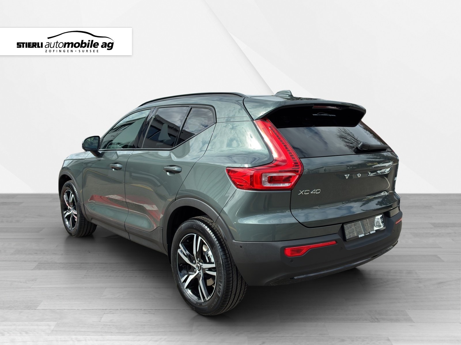 VOLVO XC40 2.0 B3 MH Plus Dark, Hybride Léger Essence/Électricité, Voiture nouvelle, Automatique - 7