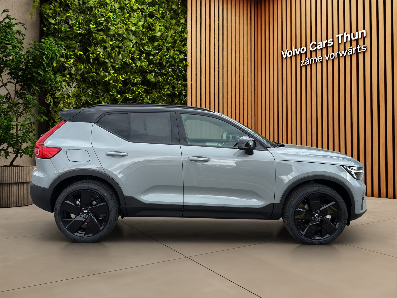 VOLVO XC40 2.0 B4 MH Black Edition, Hybride Léger Essence/Électricité, Voiture nouvelle, Automatique - 4