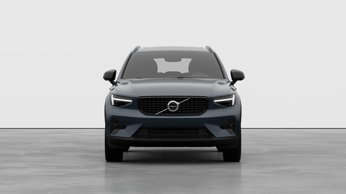 VOLVO XC40 2.0 B4 MH Ultra Dark, Mild-Hybrid Petrol/Electric, New car, Automatic - 5