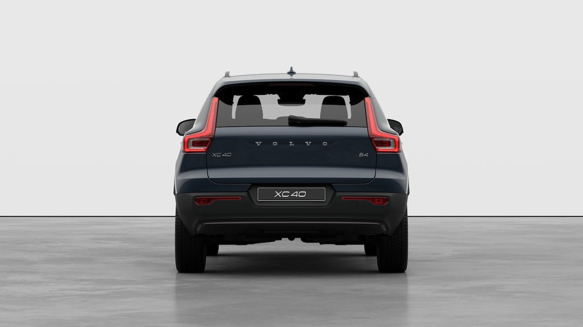 VOLVO XC40 2.0 B4 MH Ultra Dark, Mild-Hybrid Petrol/Electric, New car, Automatic - 6