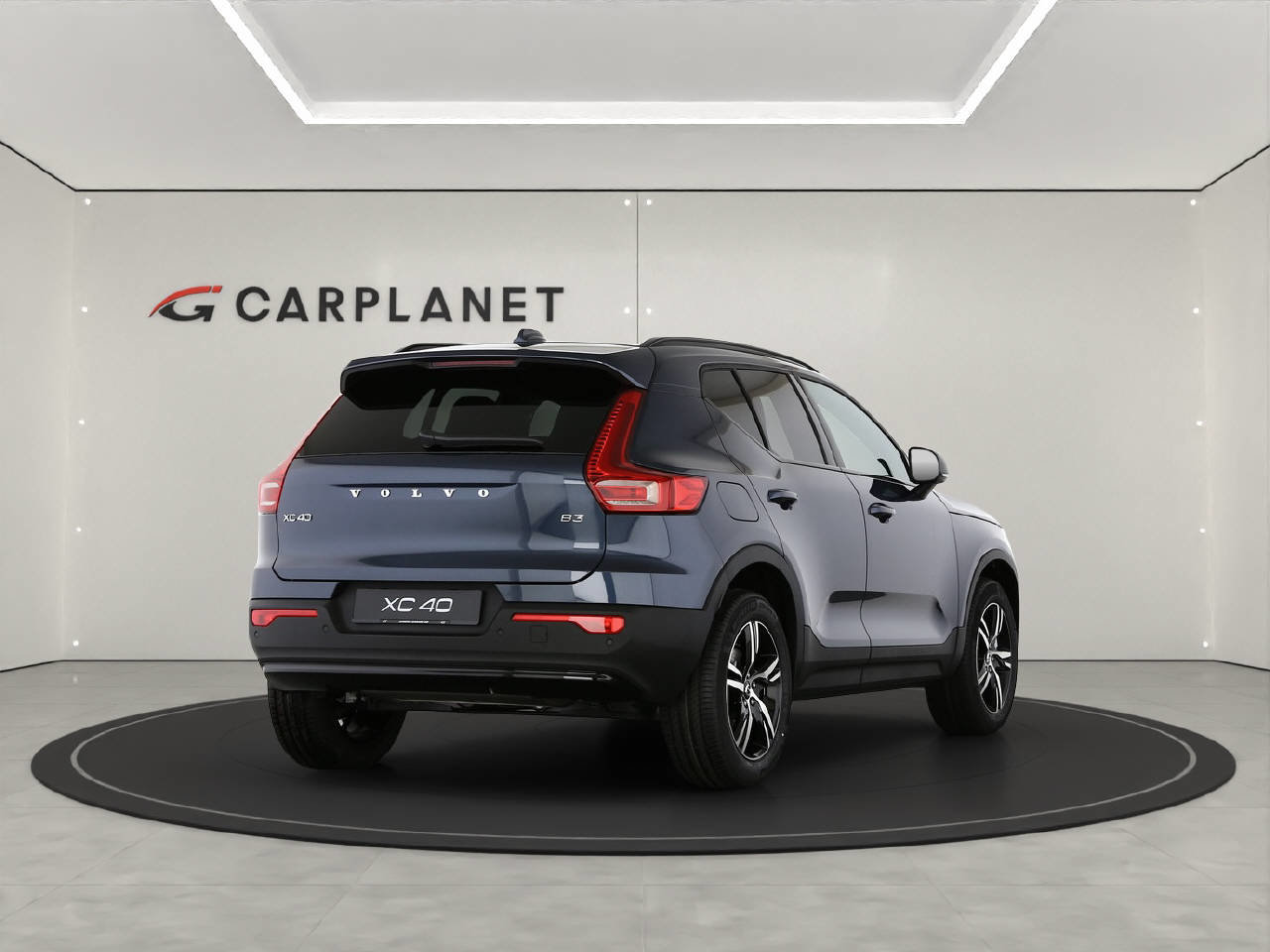 VOLVO XC40 2.0 B3 MH Plus Dark, Hybride Leggero Benzina/Elettrica, Auto nuove, Automatico - 3
