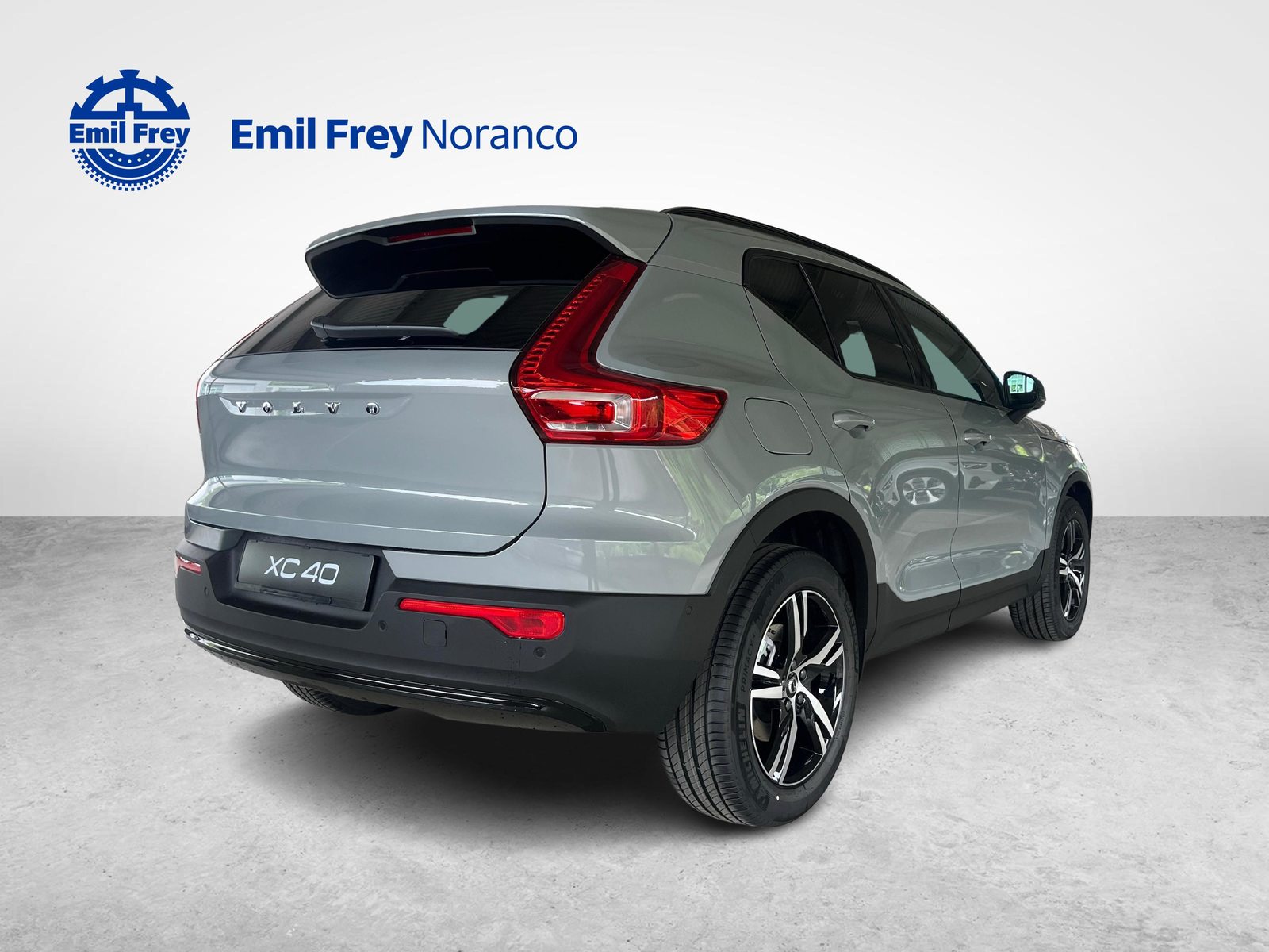VOLVO XC40 2.0 B3 MH Plus Dark, Mild-Hybrid Benzin/Elektro, Neuwagen, Automatik - 5