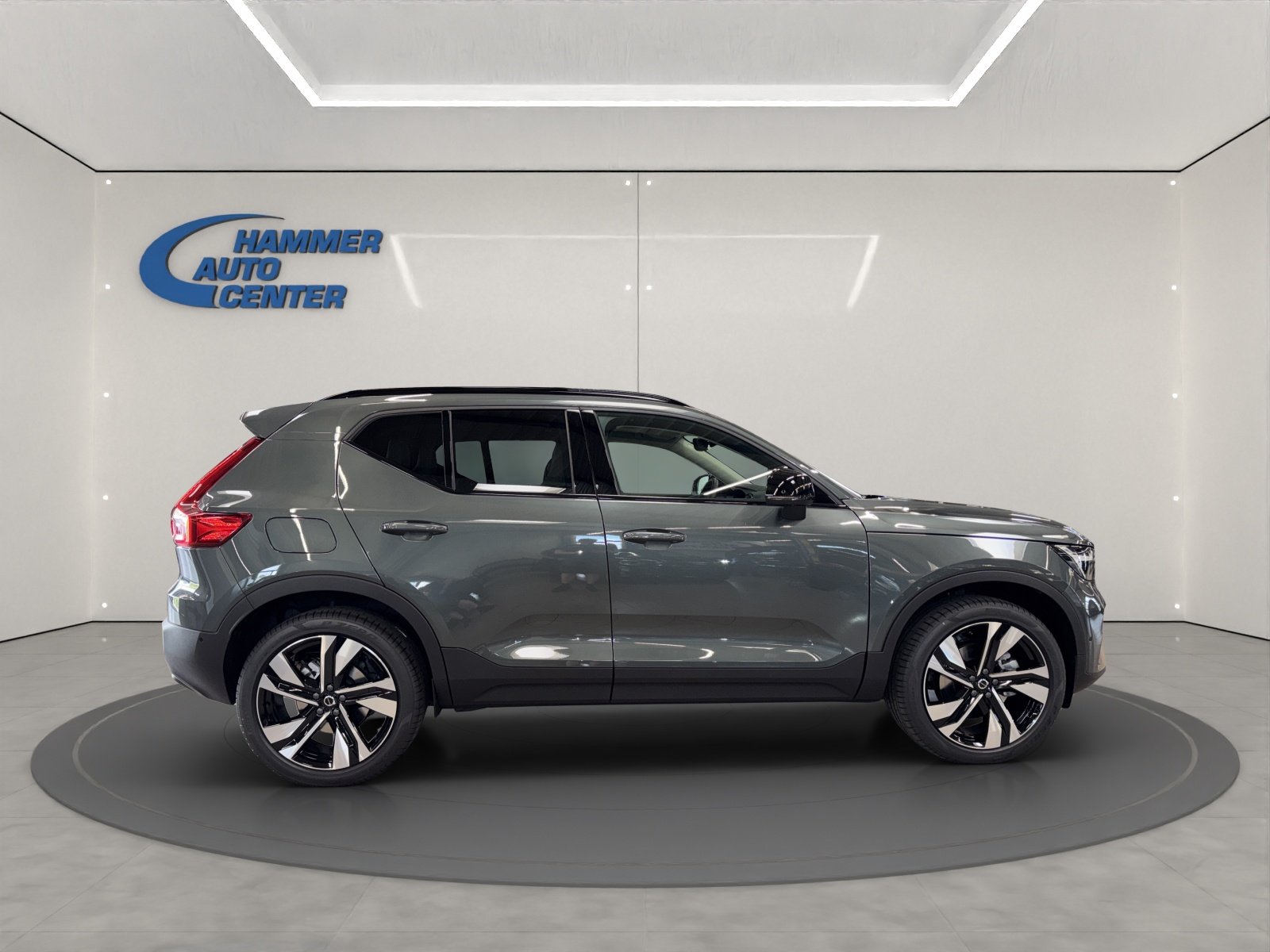 VOLVO XC40 2.0 B4 MH Ultra Dark, Mild-Hybrid Benzin/Elektro, Neuwagen, Automatik - 6