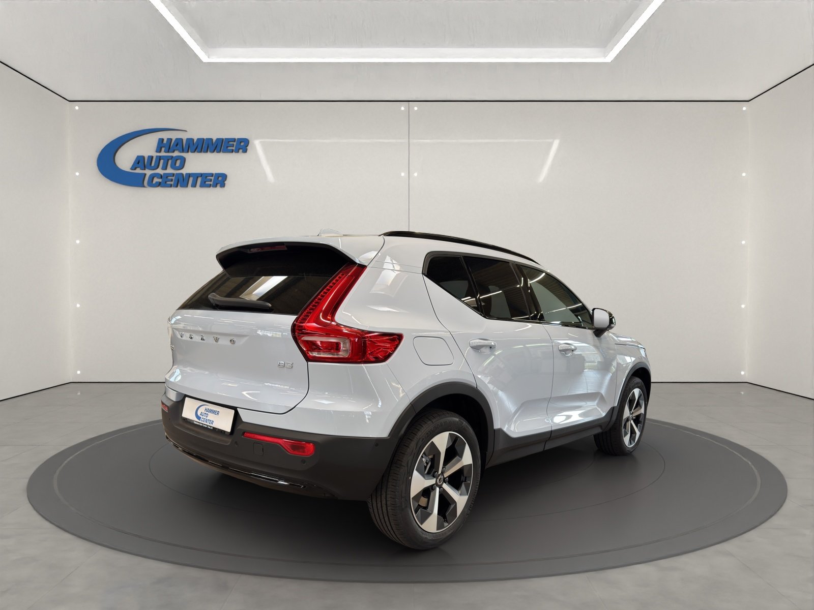 VOLVO XC40 2.0 B3 MH Plus Dark, Mild-Hybrid Benzin/Elektro, Neuwagen, Automatik - 5