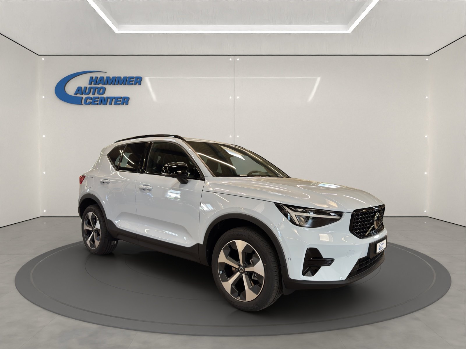 VOLVO XC40 2.0 B3 MH Plus Dark, Mild-Hybrid Benzin/Elektro, Neuwagen, Automatik - 7