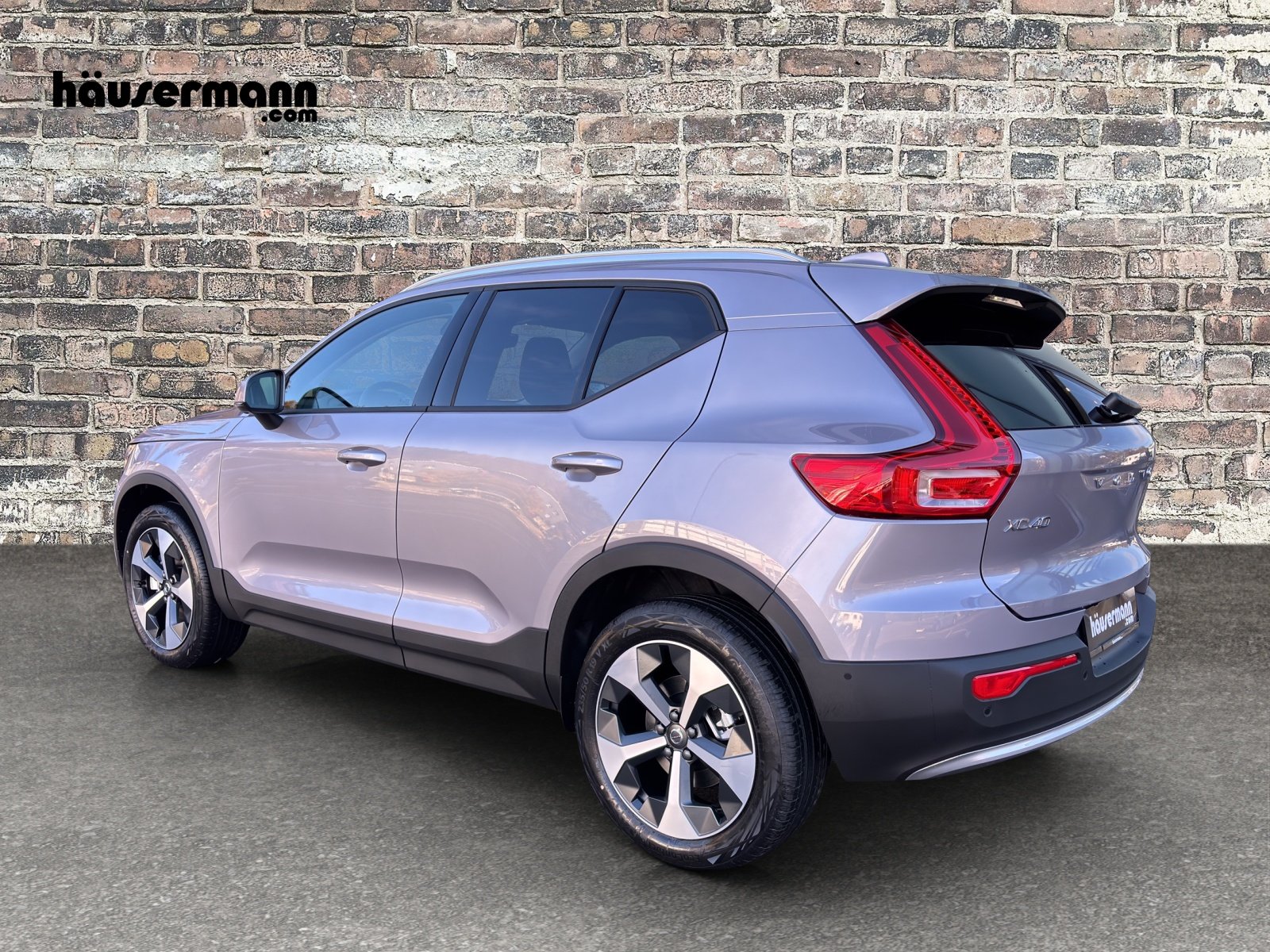 VOLVO XC40 2.0 B3 MH Core XCITE, Hybride Léger Essence/Électricité, Voiture nouvelle, Automatique - 3