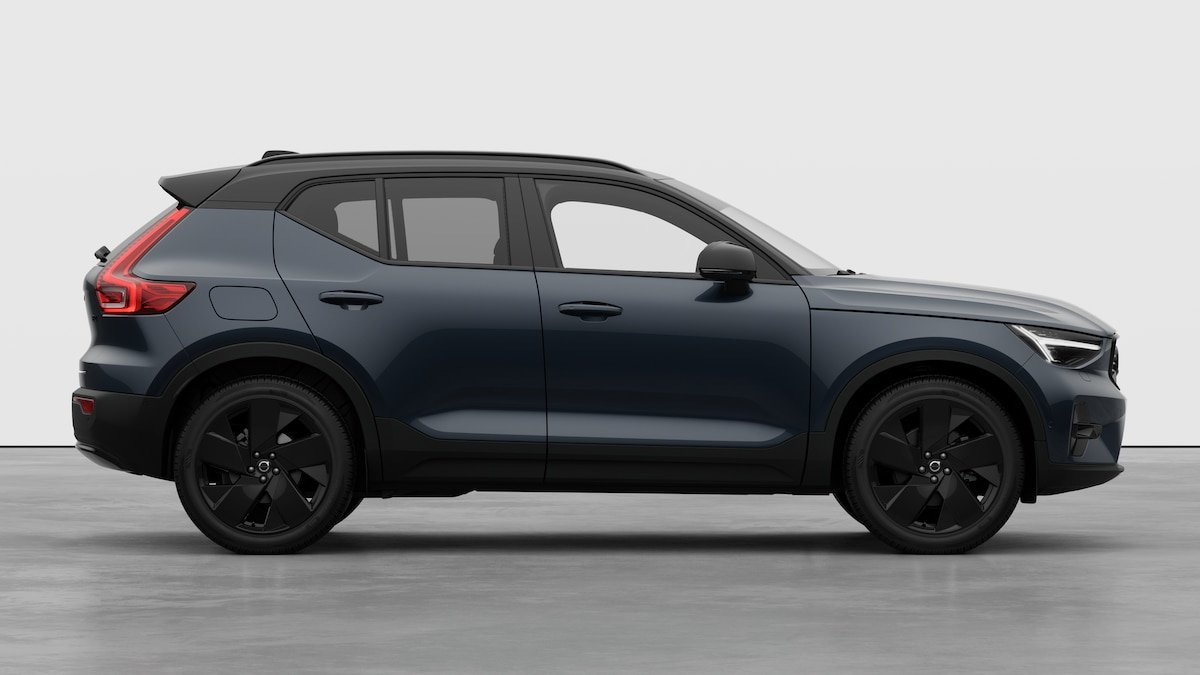 VOLVO XC40 2.0 B4 MH Black Edition, Mild-Hybrid Petrol/Electric, New car, Automatic - 4