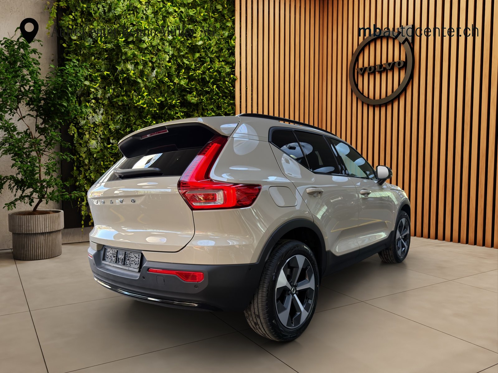 VOLVO XC40 2.0 B3 MH Plus Dark, Mild-Hybrid Benzin/Elektro, Neuwagen, Automatik - 5