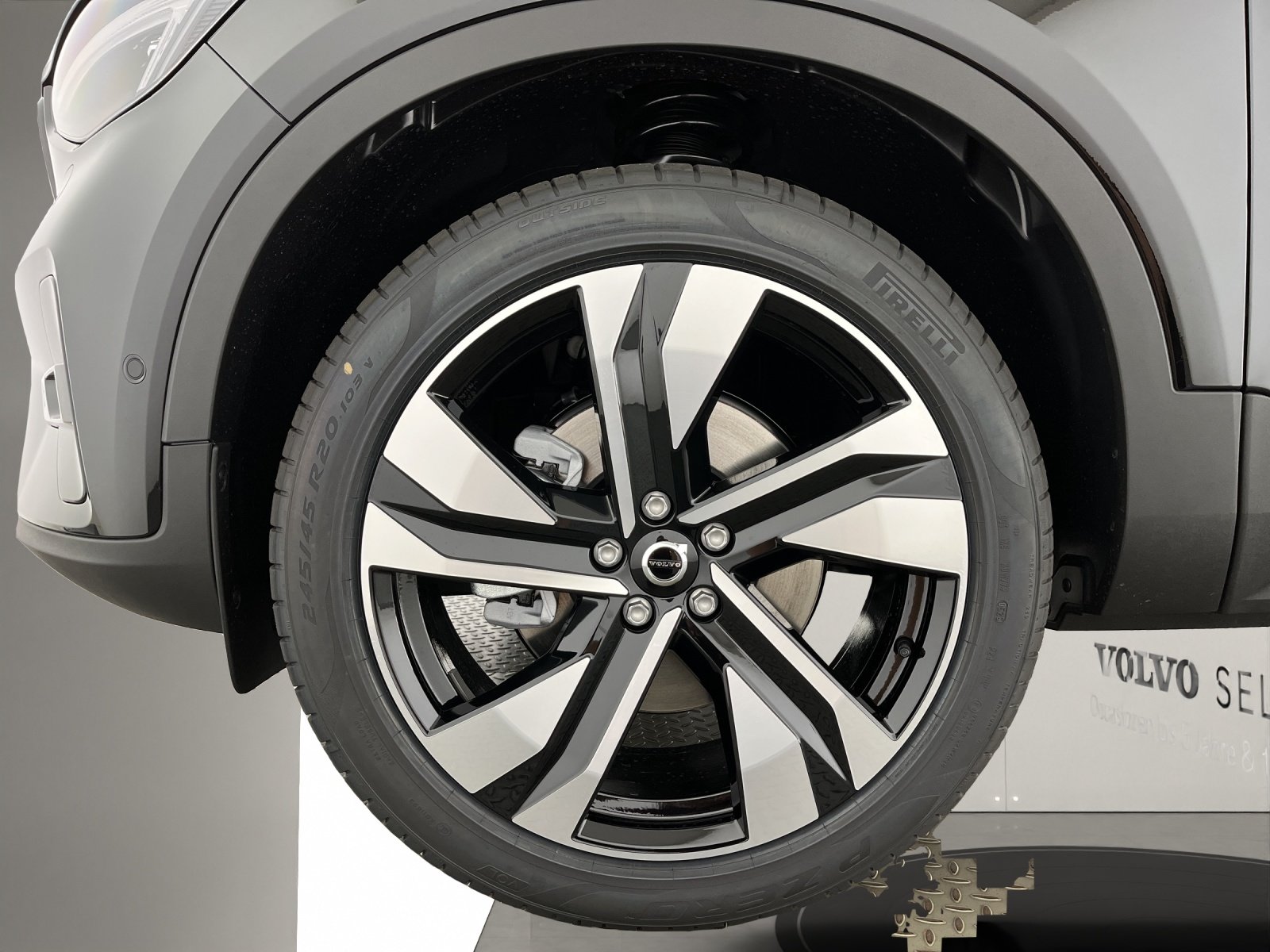 VOLVO XC40 2.0 B3 MH Plus Dark, Mild-Hybrid Benzin/Elektro, Neuwagen, Automatik - 6