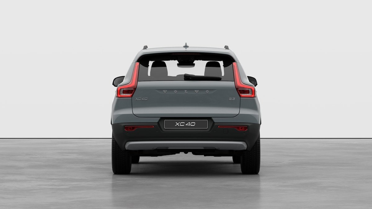 VOLVO XC40 2.0 B3 MH Essential, Hybride Leggero Benzina/Elettrica, Auto nuove, Automatico - 6
