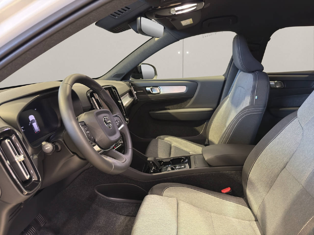VOLVO XC40 2.0 B3 MH Plus Dark, Mild-Hybrid Benzin/Elektro, Neuwagen, Automatik - 5
