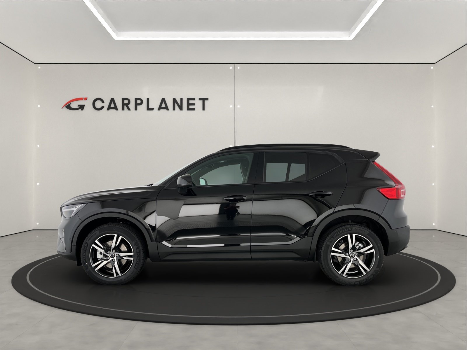 VOLVO XC40 2.0 B3 MH Plus Dark, Mild-Hybrid Benzin/Elektro, Neuwagen, Automatik - 2