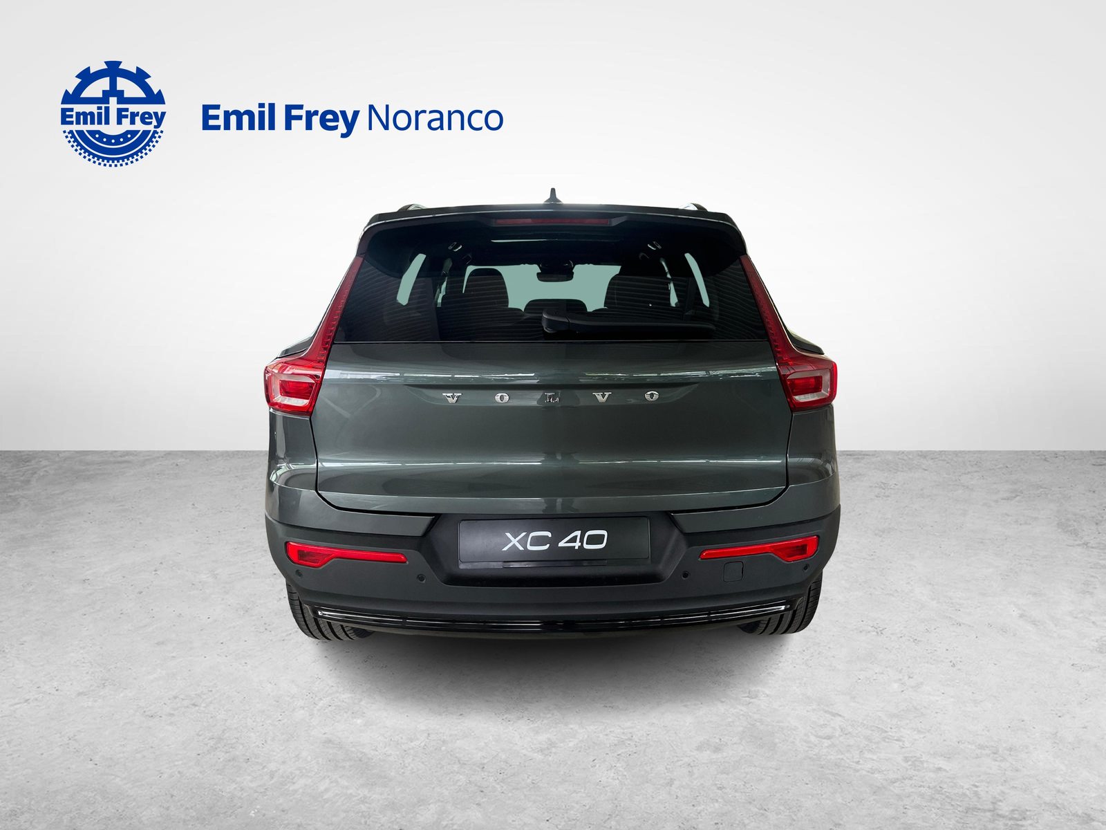 VOLVO XC40 2.0 B3 MH Plus Dark, Mild-Hybrid Benzin/Elektro, Neuwagen, Automatik - 4