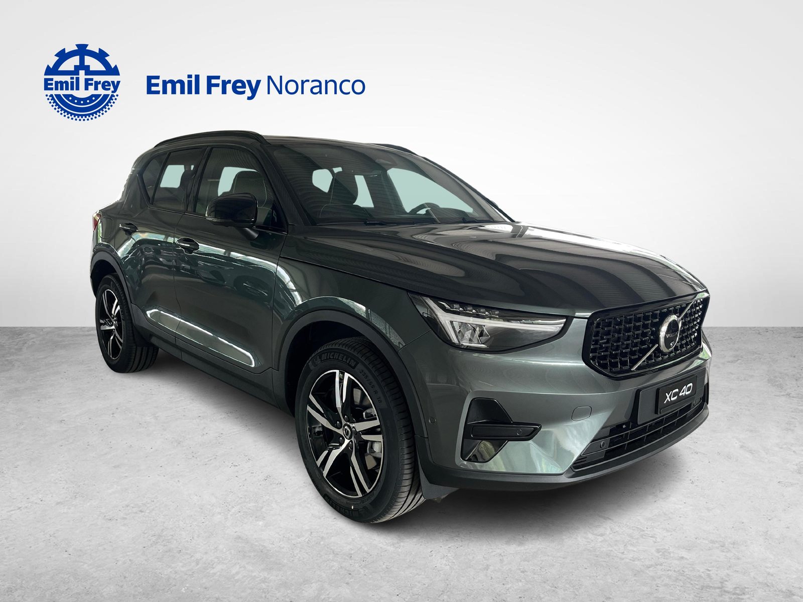 VOLVO XC40 2.0 B3 MH Plus Dark, Mild-Hybrid Benzin/Elektro, Neuwagen, Automatik - 7