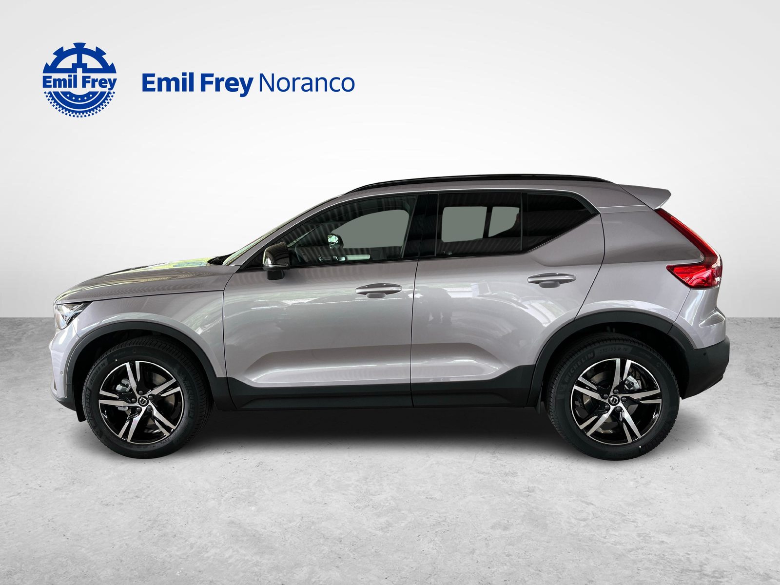VOLVO XC40 2.0 B3 MH Plus Dark, Mild-Hybrid Benzin/Elektro, Neuwagen, Automatik - 3