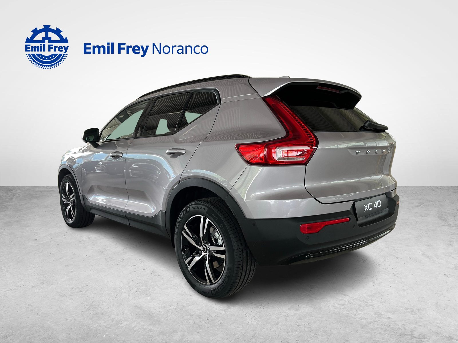 VOLVO XC40 2.0 B3 MH Plus Dark, Mild-Hybrid Benzin/Elektro, Neuwagen, Automatik - 5