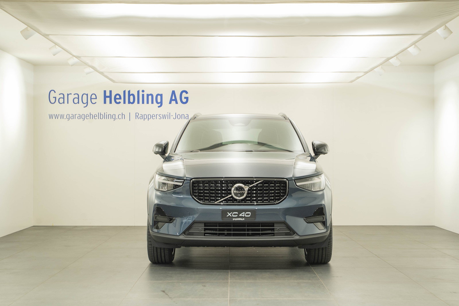 VOLVO XC40 2.0 B3 MH Plus Dark, Hybride Léger Essence/Électricité, Voiture nouvelle, Automatique - 2