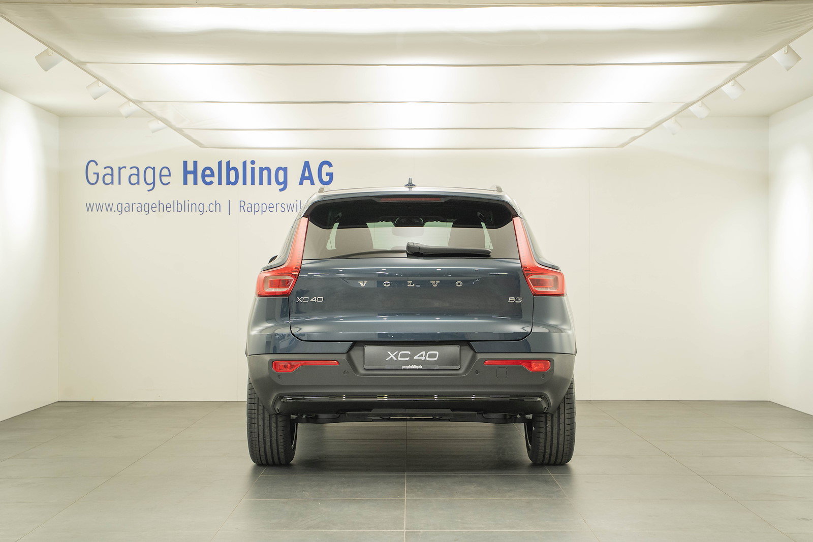 VOLVO XC40 2.0 B3 MH Plus Dark, Hybride Léger Essence/Électricité, Voiture nouvelle, Automatique - 4