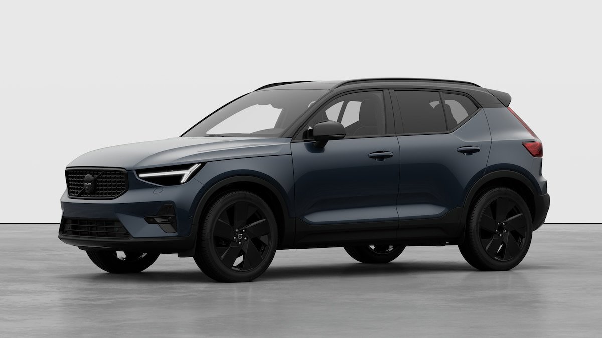VOLVO XC40 2.0 B4 MH Black Edition