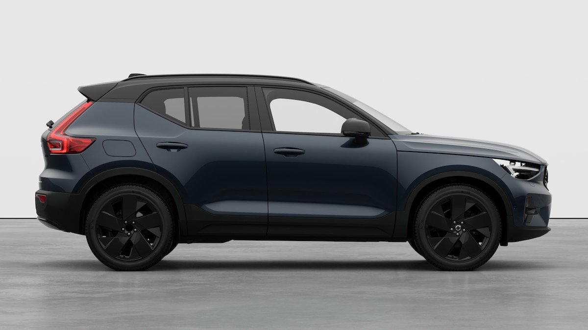 VOLVO XC40 2.0 B4 MH Black Edition, Mild-Hybrid Petrol/Electric, New car, Automatic - 4