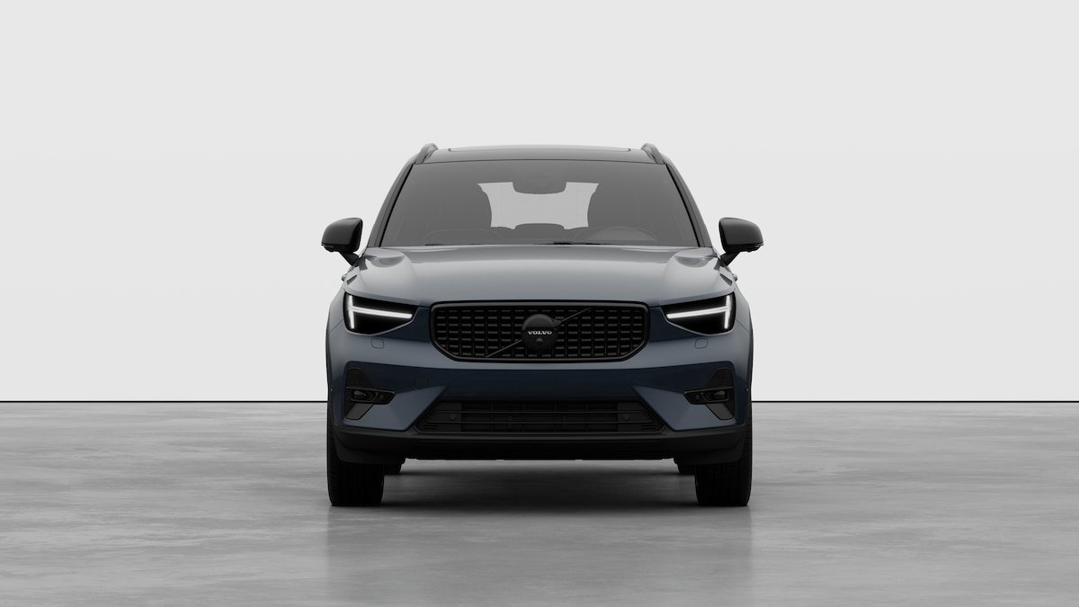 VOLVO XC40 2.0 B4 MH Black Edition, Mild-Hybrid Petrol/Electric, New car, Automatic - 5