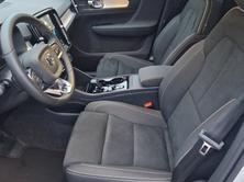 VOLVO XC40 2.0 B4 MH Black Edition, Mild-Hybrid Petrol/Electric, New car, Automatic - 3