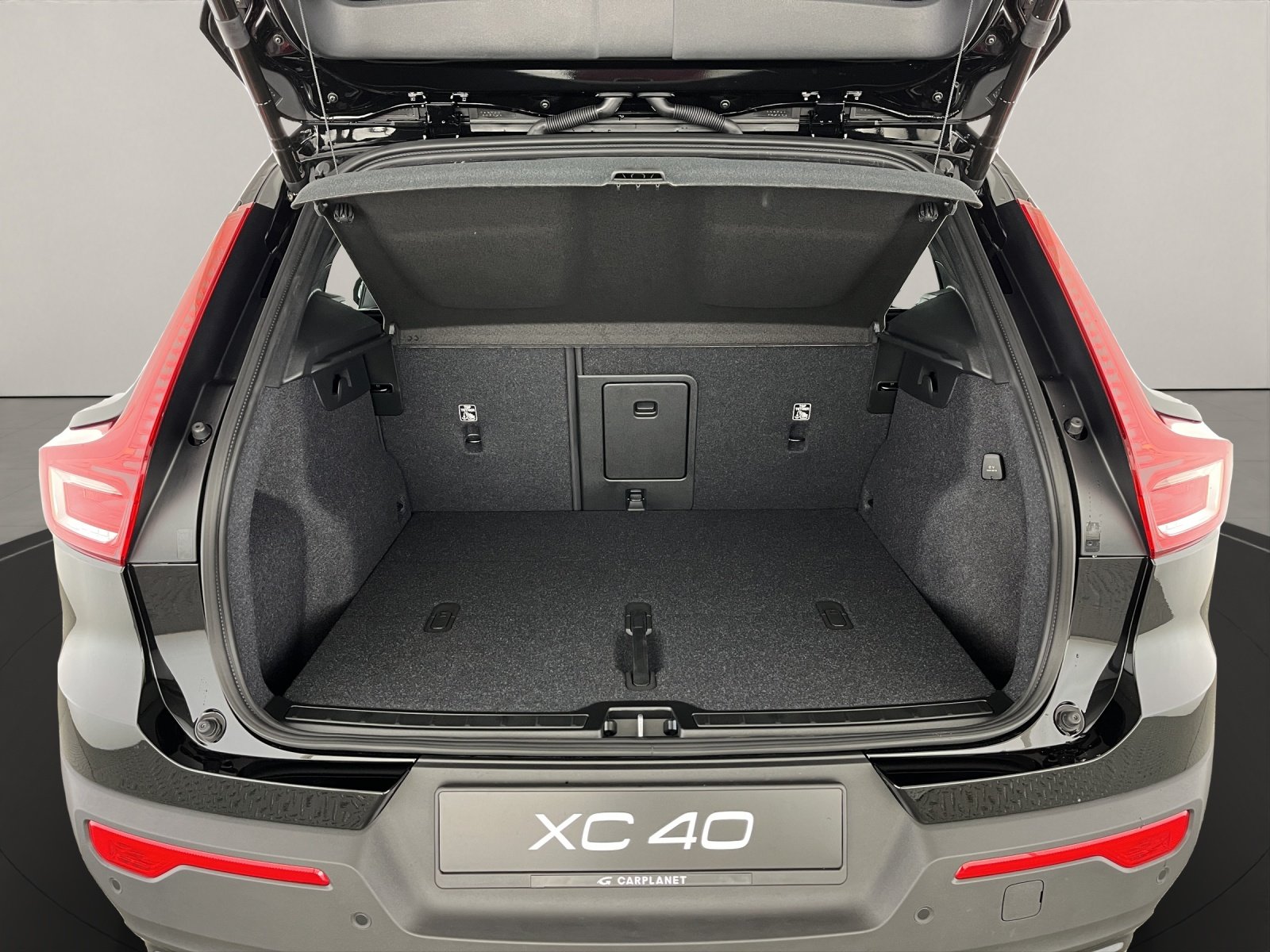 VOLVO XC40 2.0 B3 MH Plus Dark, Hybride Léger Essence/Électricité, Voiture nouvelle, Automatique - 6