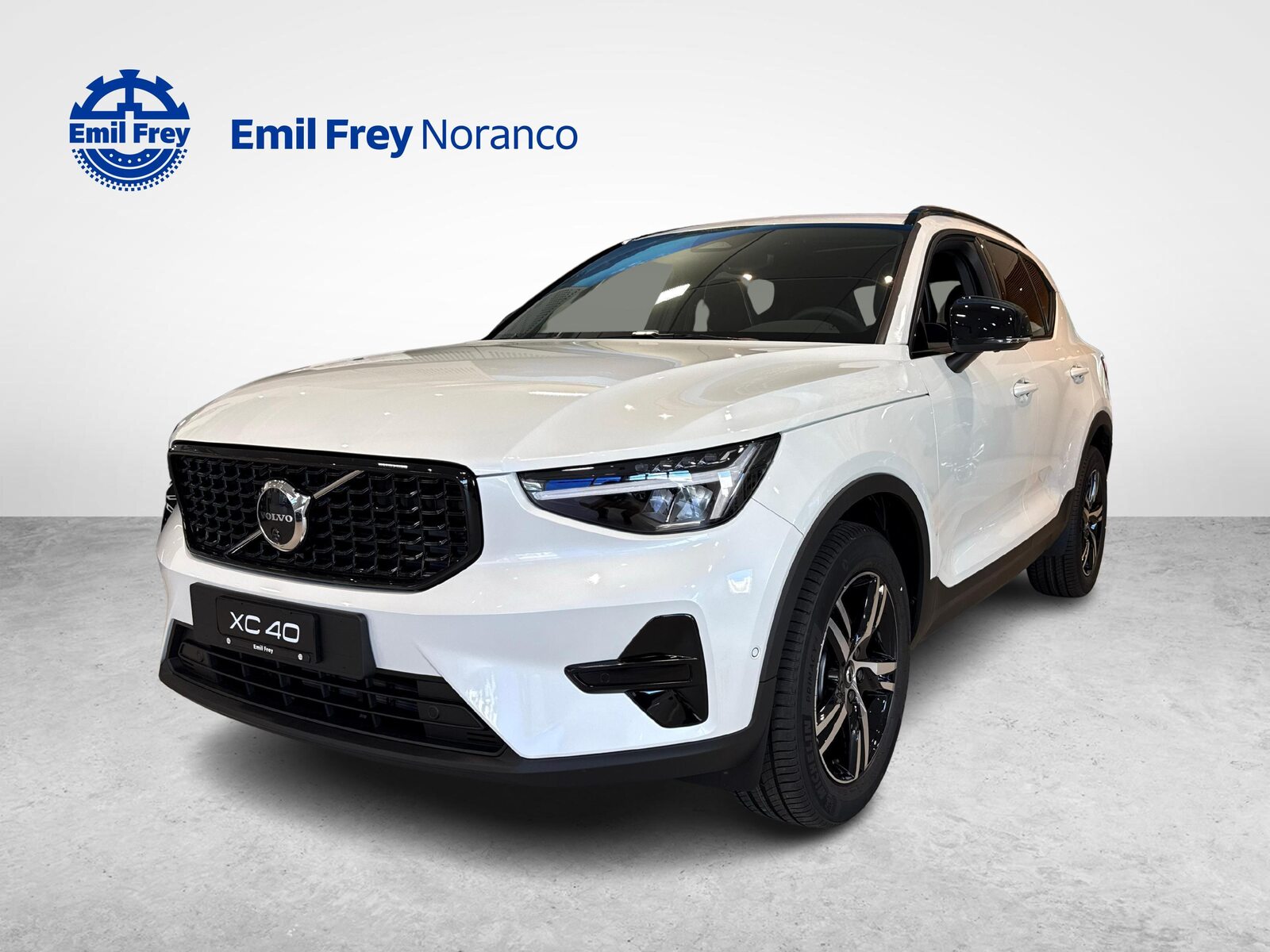 VOLVO XC40 2.0 B3 MH Plus Dark, Mild-Hybrid Benzin/Elektro, Neuwagen, Automatik - 2