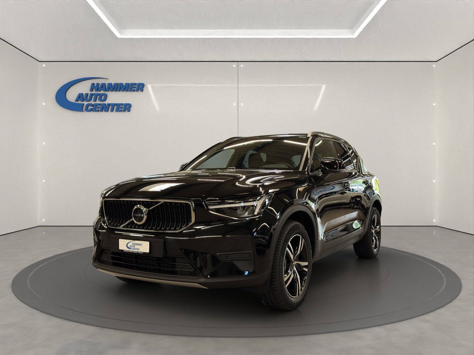 VOLVO XC40 2.0 B3 MH Core