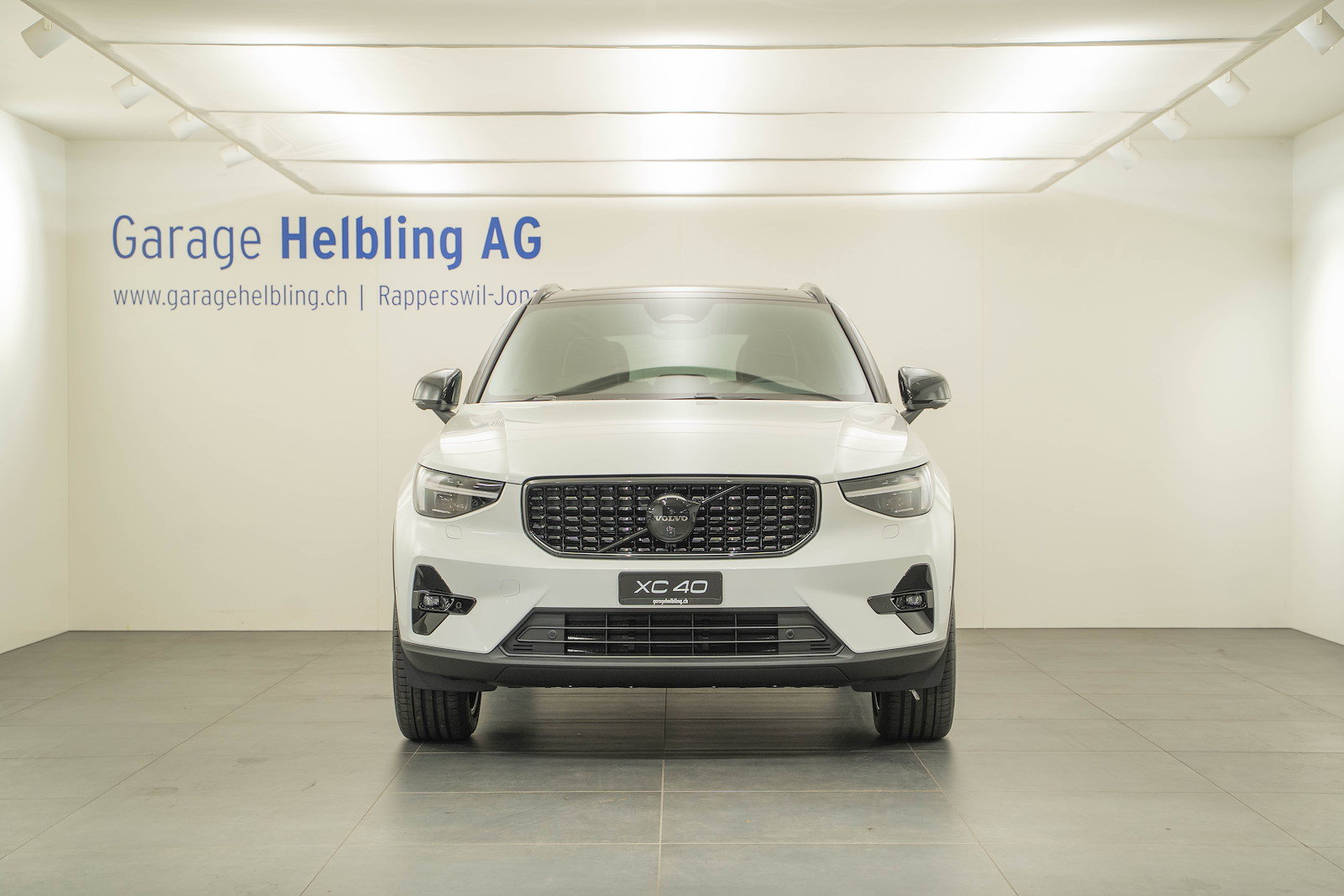 VOLVO XC40 2.0 B4 MH Black Edition, Hybride Léger Essence/Électricité, Voiture nouvelle, Automatique - 2