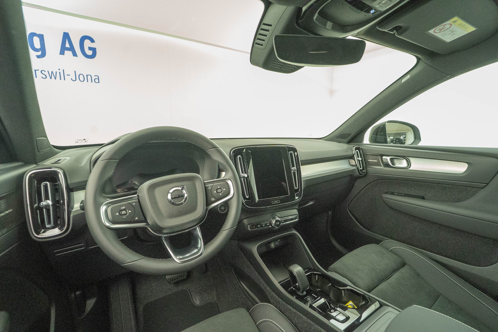 VOLVO XC40 2.0 B4 MH Plus Dark, Hybride Léger Essence/Électricité, Voiture nouvelle, Automatique - 7