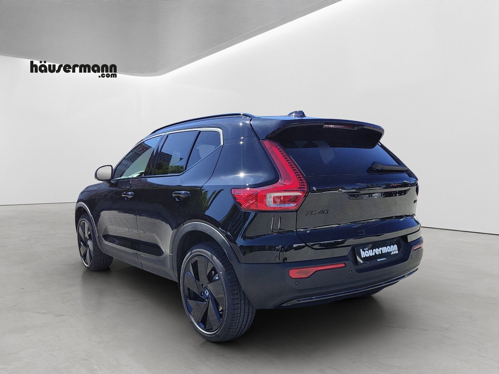 VOLVO XC40 2.0 B4 MH Black Edition, Hybride Léger Essence/Électricité, Voiture nouvelle, Automatique - 4