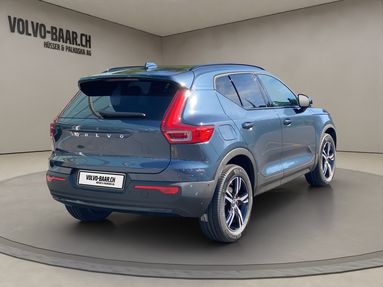 VOLVO XC40 2.0 B3 MH Plus Dark, Hybride Leggero Benzina/Elettrica, Auto nuove, Automatico - 5