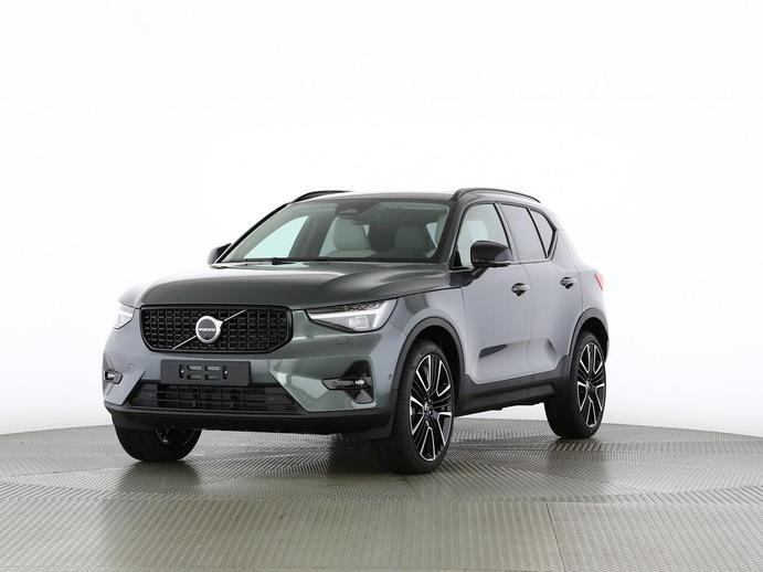 VOLVO XC40 2.0 B4 MH Ultra Dark, Mild-Hybrid Petrol/Electric, New car, Automatic