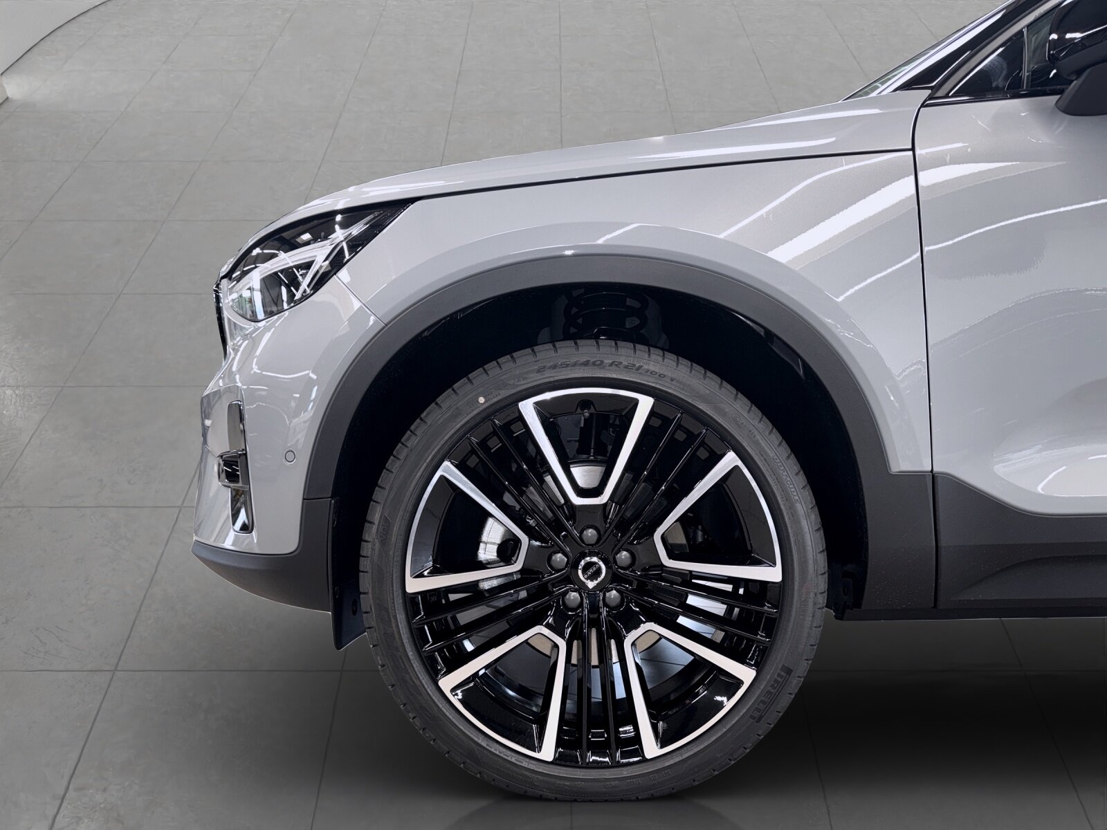 VOLVO XC40 2.0 B4 MH Black Edition, Mild-Hybrid Petrol/Electric, New car, Automatic - 7