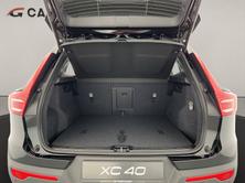 VOLVO XC40 2.0 B4 MH Black Edition, Mild-Hybrid Petrol/Electric, New car, Automatic - 6