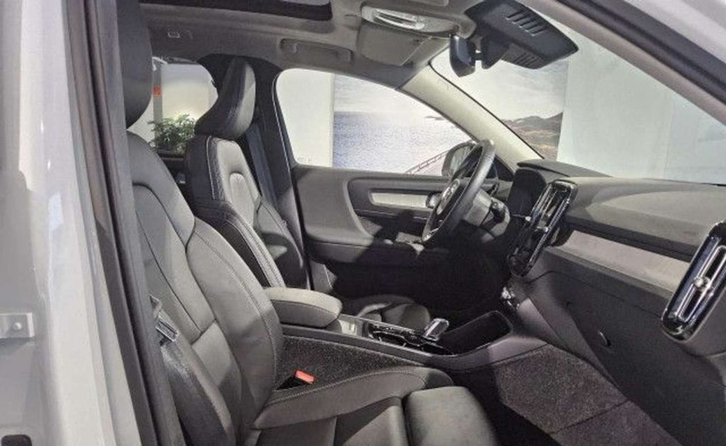 VOLVO XC40 B4 Plus Dark MH, Hybride Leggero Benzina/Elettrica, Occasioni / Usate, Automatico - 7