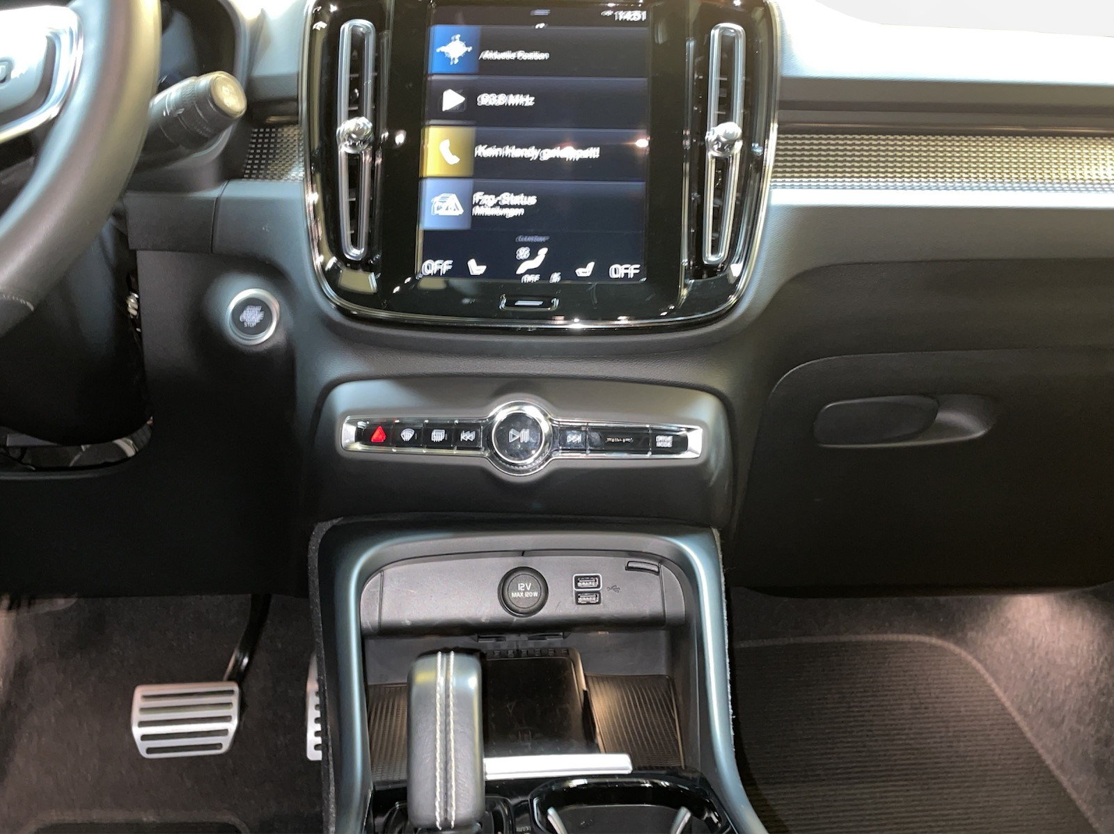 VOLVO XC40 2.0 B5 MH R-Design AWD, Hybride Léger Essence/Électricité, Occasion / Utilisé, Automatique - 7