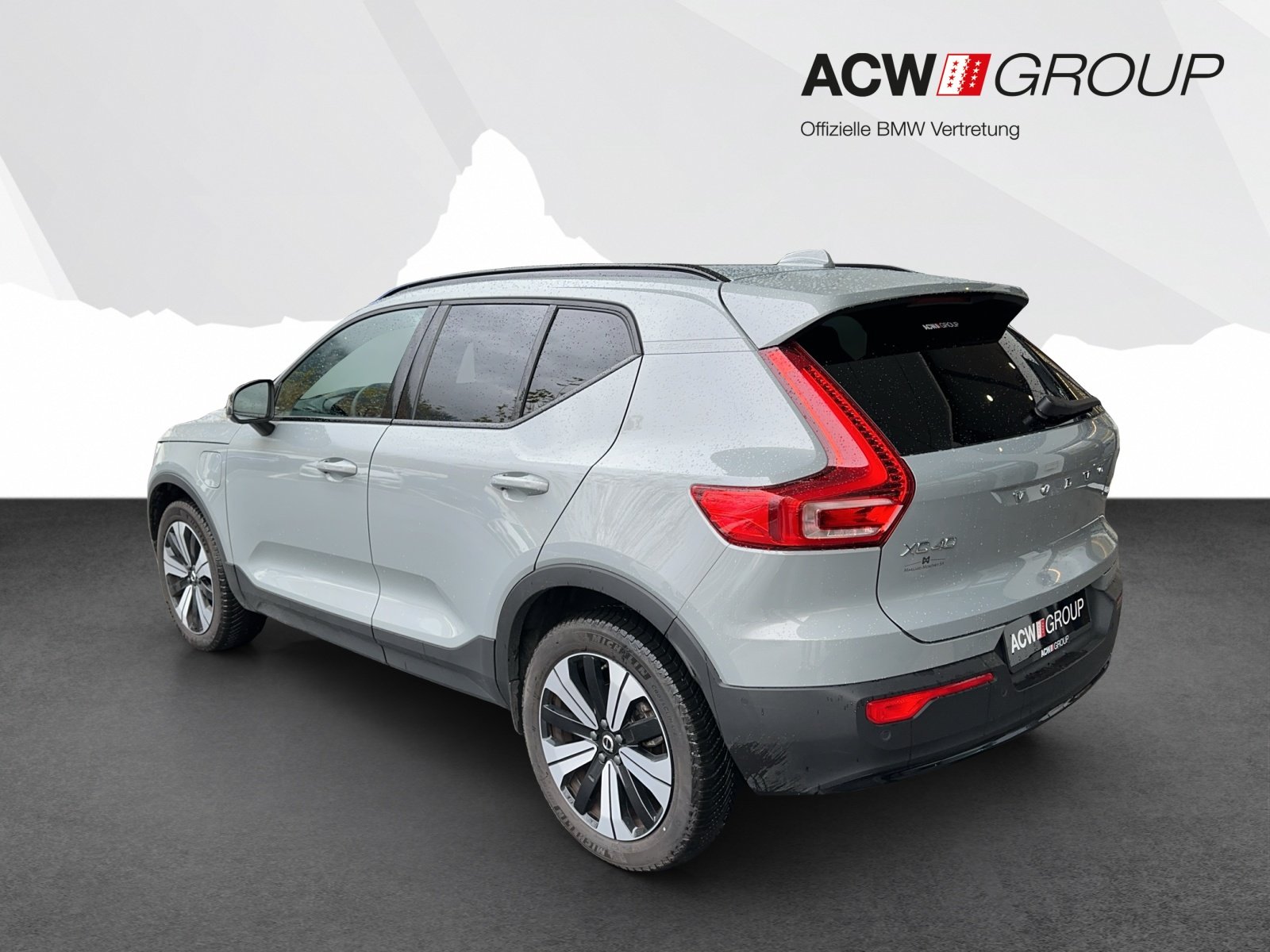VOLVO XC40 1.5 T4 PiH Plus Dark, Plug-in-Hybrid Benzina/Elettrica, Occasioni / Usate, Automatico - 3