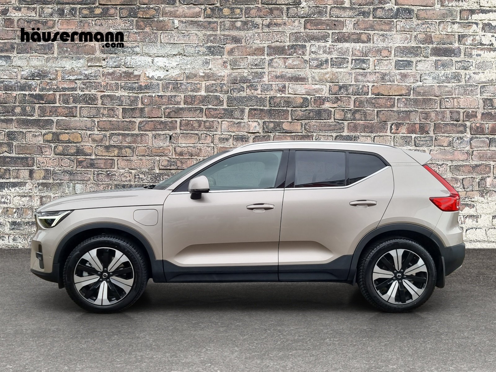 VOLVO XC40 1.5 T5 PiH Ultimate Bright, Hybride Rechargeable Essence/Électricité, Occasion / Utilisé, Automatique - 3